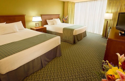 Laughlin Hotel | Panorama Room 2 Queens | 2 units | Aquarius Casino Resort | Free Parking