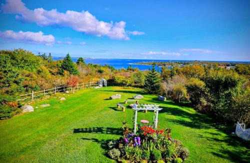 Terence Bay House | Panorama Sunrise House