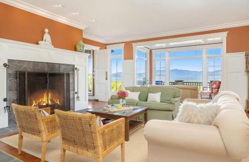 Stowe Hollow House | Panorama