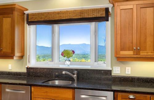 Stowe Hollow House | Panorama