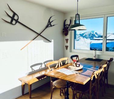 Flums Apartment | Panorama View - CharmingStay