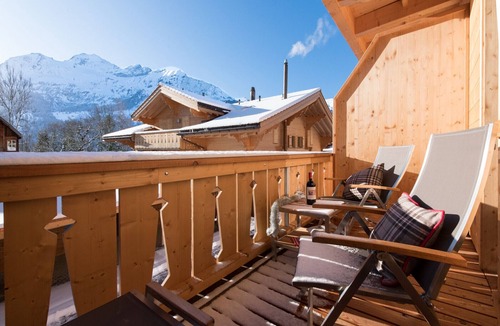 Wengen Apartment | Panoramapark Soleil Chalet Fiore Apt. Silbermond
