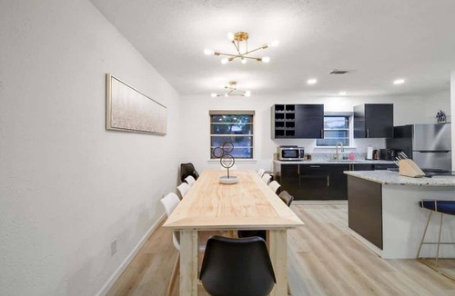 White Rock Hills House | Panoramic 4BR/3B Home with Pool, Grill, Sauna & Game Room