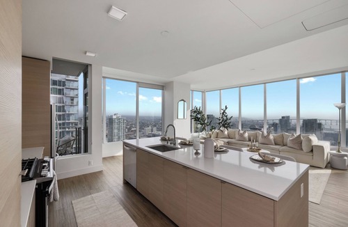 Gaslamp Quarter Apartment | Panoramic Bay/Water, Petco Park & Full Coronado Bridge Views