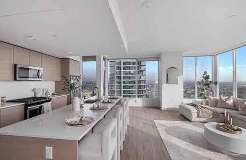 Gaslamp Quarter Apartment | Panoramic Bay/Water, Petco Park & Full Coronado Bridge Views