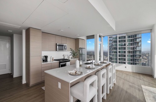 Gaslamp Quarter Apartment | Panoramic Bay/Water, Petco Park & Full Coronado Bridge Views