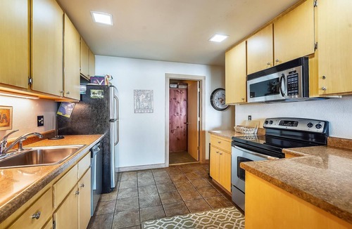 Tahoe City Condo | Panoramic Blue Waters & Mountain Peace: Your 3BR Tahoe Escape #47