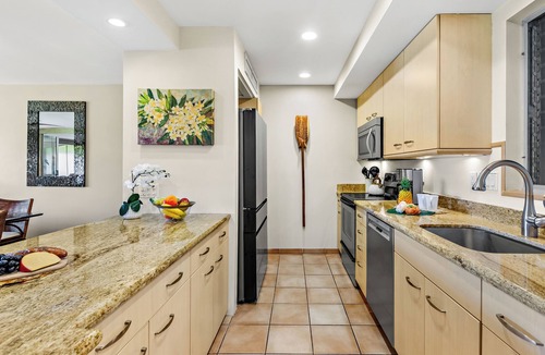 Kaanapali Condo | Panoramic Corner Ocean & Kaanapali Golf Views 1BR