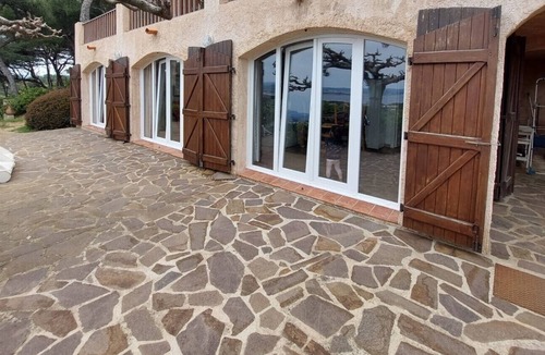 Six-Fours-les-Plages House | Panoramic sea view gîte