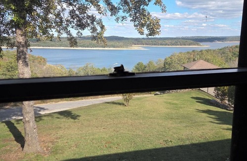 Mountain Home Condo | Panoramic Lake View Condo #14 w/Private Hot Tub