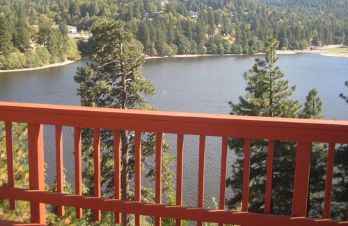 Crestline Cabin | Panoramic Lake View-Steps Away from the Water!