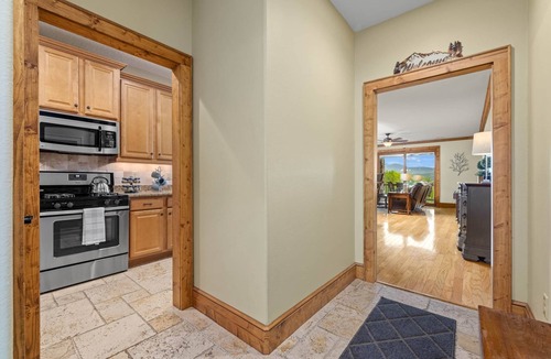 Banner Elk Condo | Panoramic Luxury Retreat with Mountain View’s