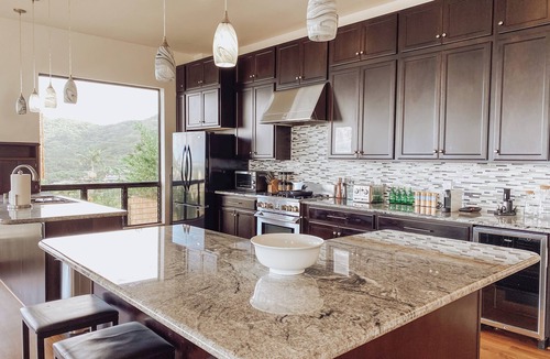 Kaneohe Bed & Breakfast | Panoramic Ocean & Mountain Views -we have FULL AVAILABILITY please message us.n