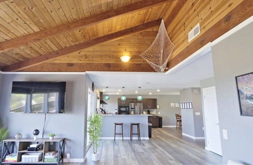 Smith River House | Panoramic Ocean View - Game Room - Fire Pit - Large Deck - Casino - Redwoods