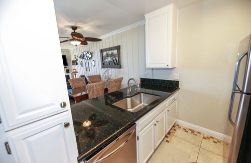 Townsite Condo | Panoramic Ocean View. Luxury Remodel! Washer and Dryer in condo. G313 North Coast Village