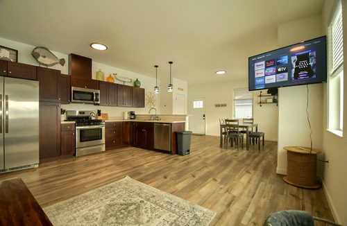 Kachemak Cabin | Panoramic Ocean Views! Peak Season Openings!