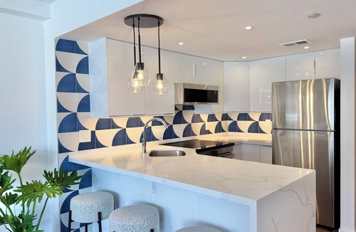 Waikiki Apartment | Panoramic Oceanview Resort