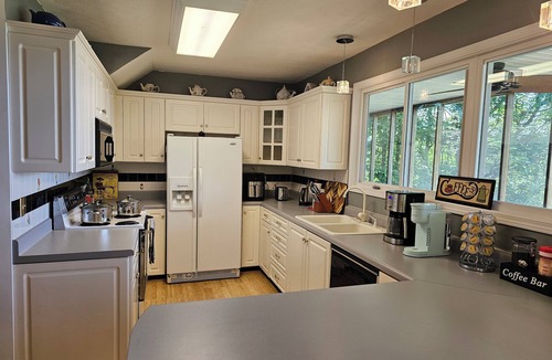 Dan River House | Panoramic Paradise