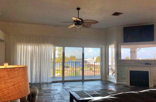 Sebastian Hotel | Panoramic Penthouse - 3BR/3BA - Boutique Hotel Setting