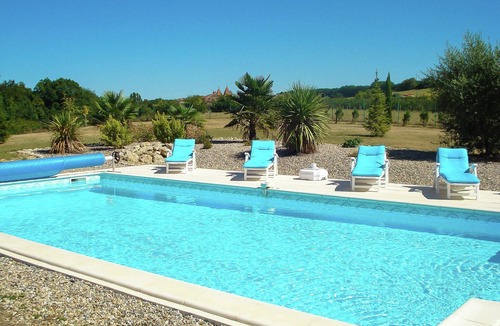 La Croix-Blanche Villa | Panoramic Poolside Villa