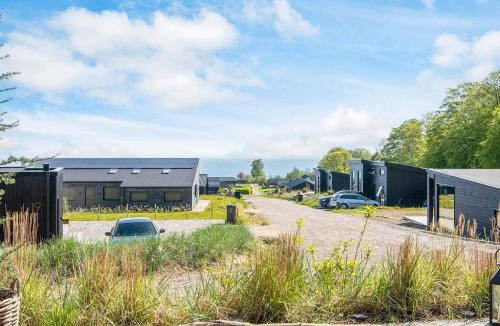 Sjølund House | Panoramic Retreat with Pool