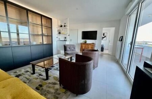 Malo-les-Bains Apartment | Panoramic sea view, Pluquin