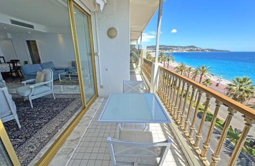 Les Baumettes Apartment | Panoramic Sea View Promenade
