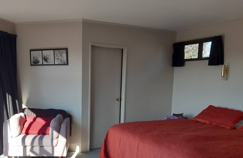 Bay of Plenty Region House | Panoramic sea views