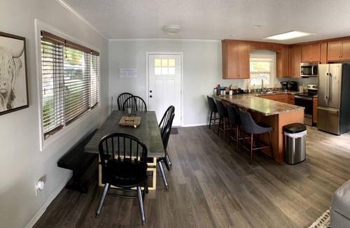 Cadiz House | Panoramic Sunset View! Waterfront, Firepit