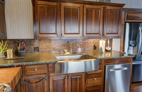 Bamboo Cabin | Panoramic & Unparalleled Blue Ridge Mountain Views!