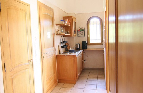 Esparron-de-Verdon House | Panoramic vacation home & guest house on Lac d'Esparron - ideal for families & friends