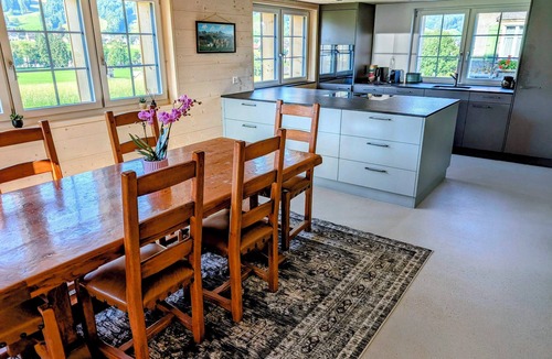 Ruete House | Panoramic Views & Appenzell Charm: Your Spacious Retreat