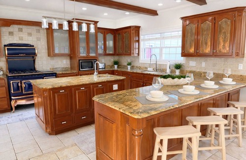 Altamont House | Panoramic Views at Paul’s Point