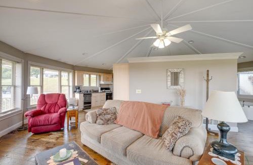 Millersburg Apartment | Panoramic Views: Hillside Millersburg Studio