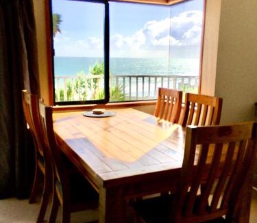 Ahipara House | Panoramic Views - House