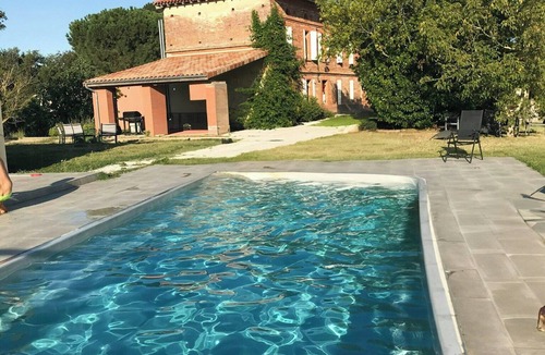 Aignes House | Panoramic views of the Pyrenees in Lauragais