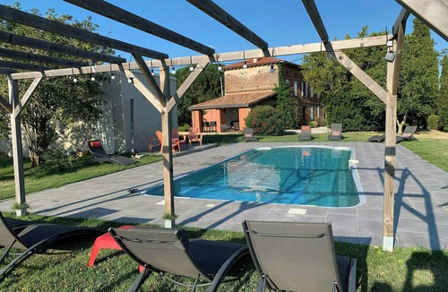 Aignes House | Panoramic views of the Pyrenees in Lauragais