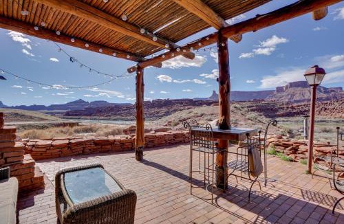 Moab House | Panoramic Views, Trails & More! Desert Adventure