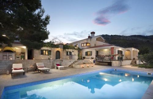 Plano Villa | Panoramic Villa in Prgomet, Sea View and Private Pool