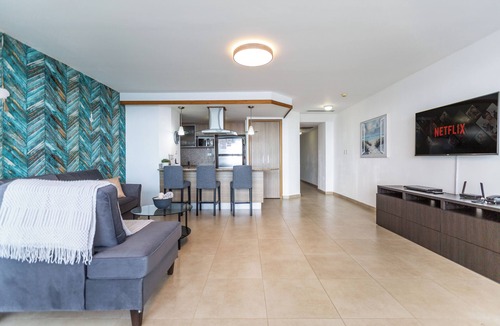 Villas Del Mar Apartment | PanoramicView| Beachfront| Fast WiFi| FullKitchen