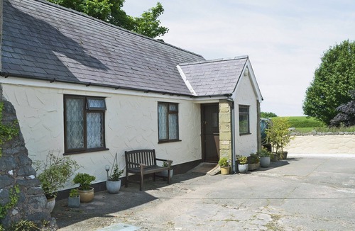 Axton Cottage | Pant Glas Mawr Axton