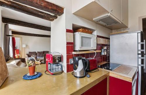 5th Arrondissement Apartment | Pantheon, rue Cardinal Lemoine - ID 1023