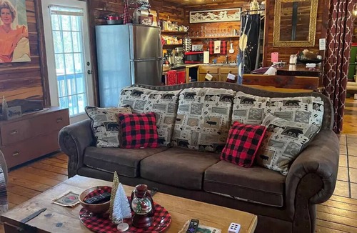 Ozone Cabin | Panther Cabin Ozarks Gorgeous Romantic Seclude
