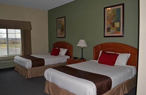 Paola Hotel | Paola Inn and Suites