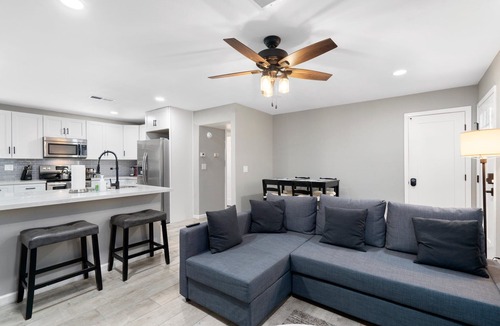 New Papago Parkway House | Papago Polka