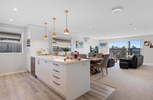 Papamoa Beach House | Papamoa Beach Retreat