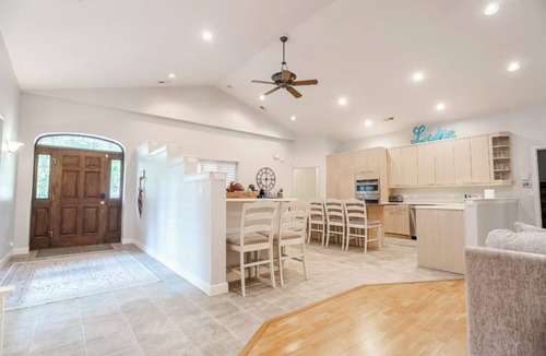 Saxony Forest House | Papa’s Lake House on Lake Keowee with a dock, private cove