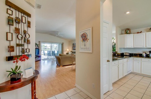 Beachwalk Isles House | Papaya Villa