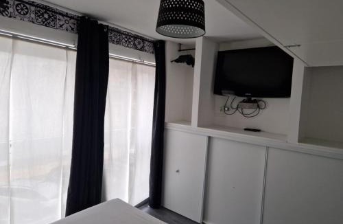 Calais Apartment | PapayaCalais