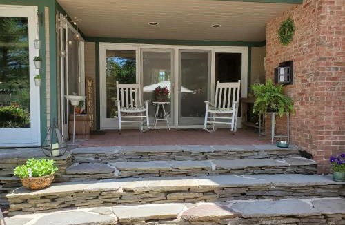 Huntington Mills Bed & Breakfast | Paper Mill Pines Bed and Breakfast